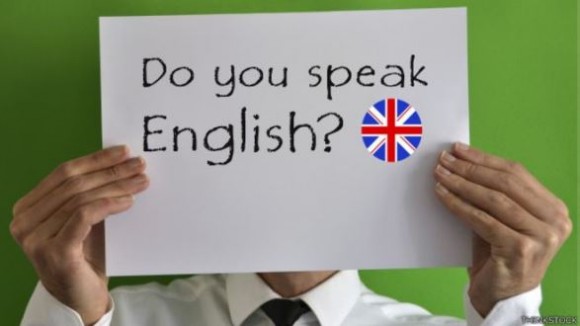 El-inglés-no-es-el-idioma-oficial-de-los-Estados-Unidos-580x326